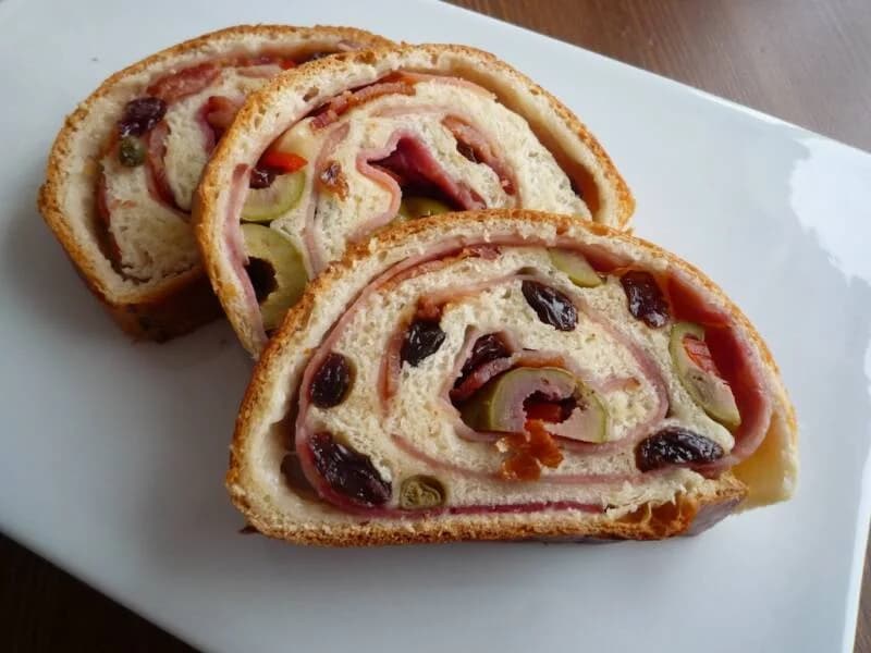 Traditioneel pan de jamón · detail