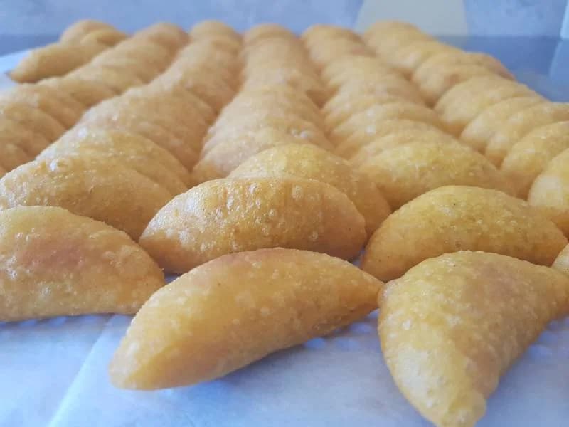 Mini empanadas de maíz tradicionales · detalle